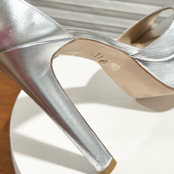 🌹STUART WEITZMAN🌹 Disco Platform Sandal In Silver Size: 9 B - Picture 10 of 15